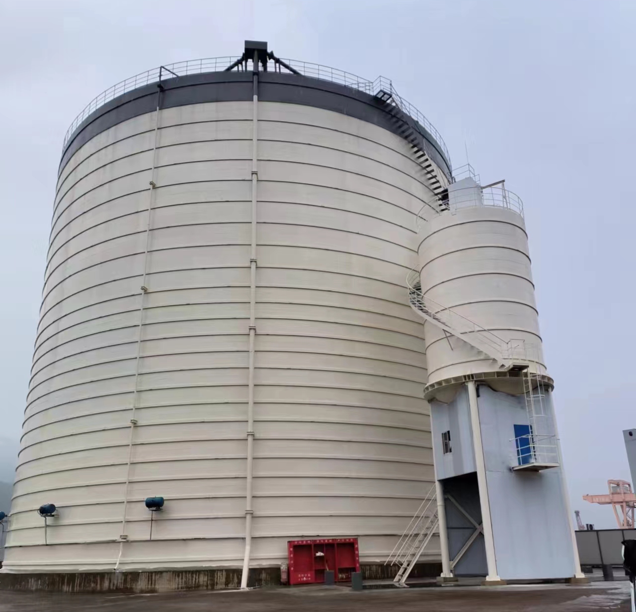 集安10万吨水泥钢板库